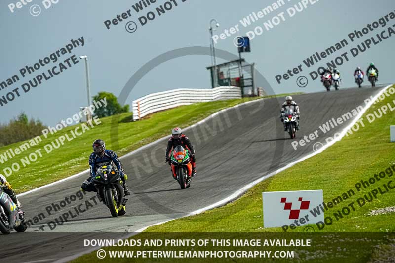 anglesey;brands hatch;cadwell park;croft;donington park;enduro digital images;event digital images;eventdigitalimages;mallory;no limits;oulton park;peter wileman photography;racing digital images;silverstone;snetterton;trackday digital images;trackday photos;vmcc banbury run;welsh 2 day enduro